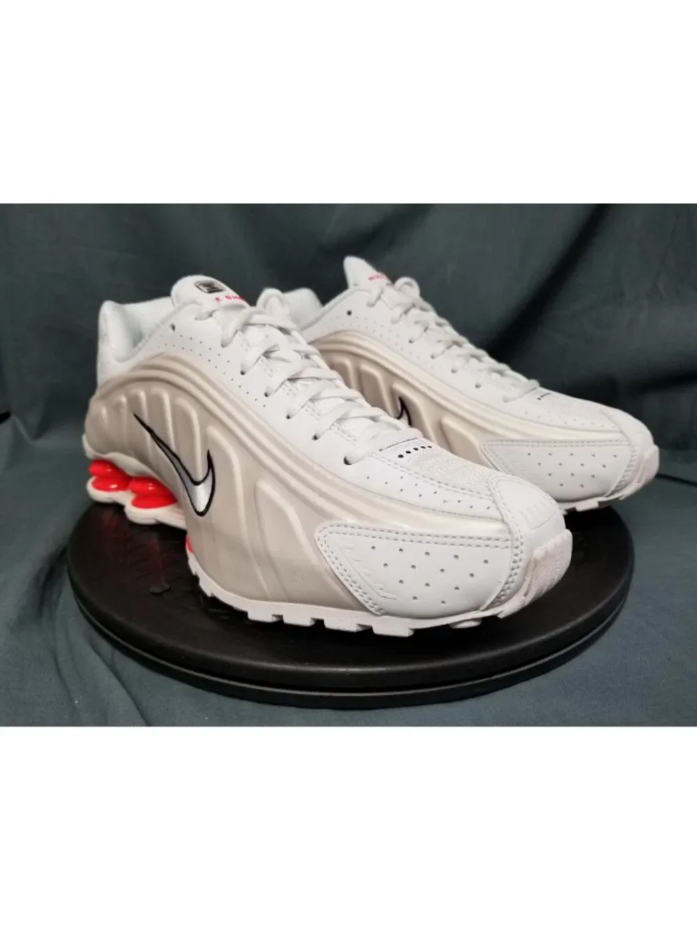 Nike shox r4
